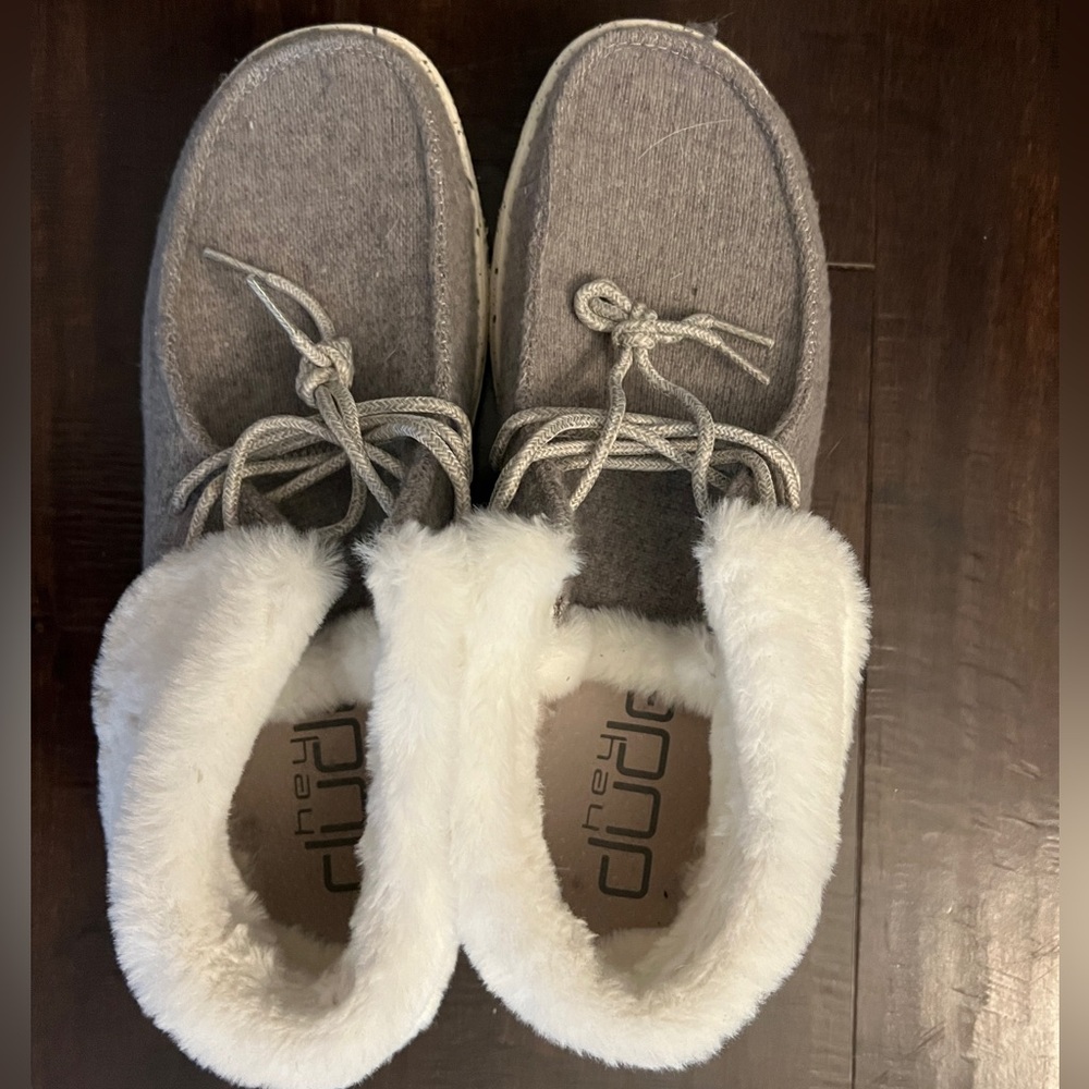 Hey Dudes Fuzzy Shoes